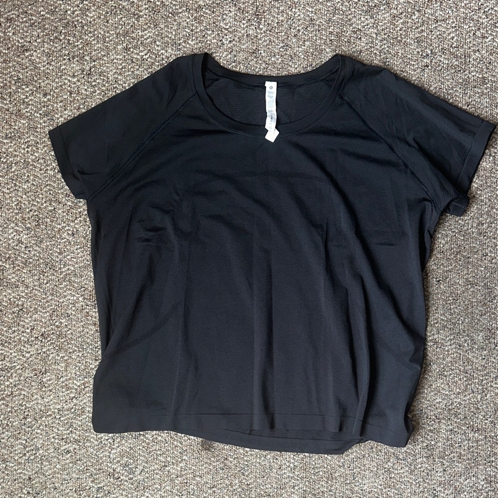 lululemon athletica  Swiftly Tech Black Short Sleeve Crew Tee